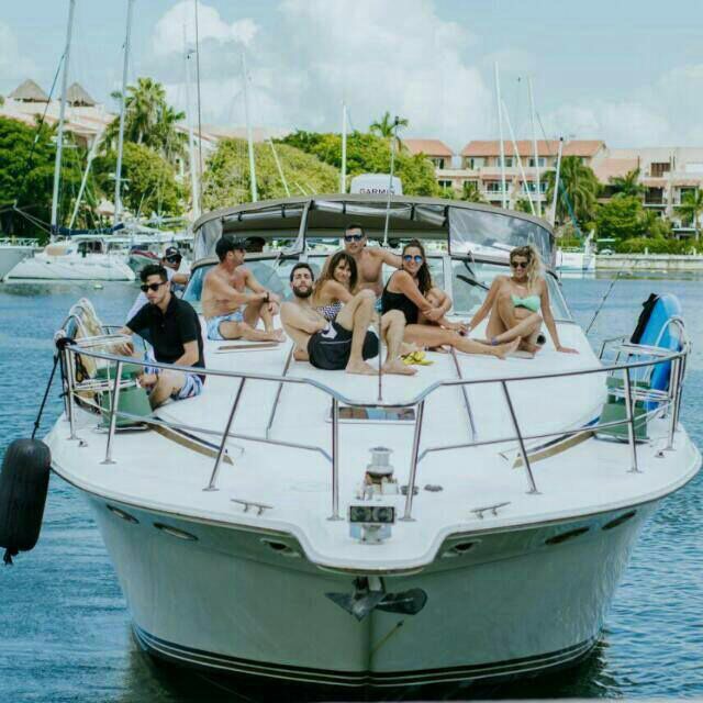 Sea Ray 54 Cozumel yacht rentals Tulum