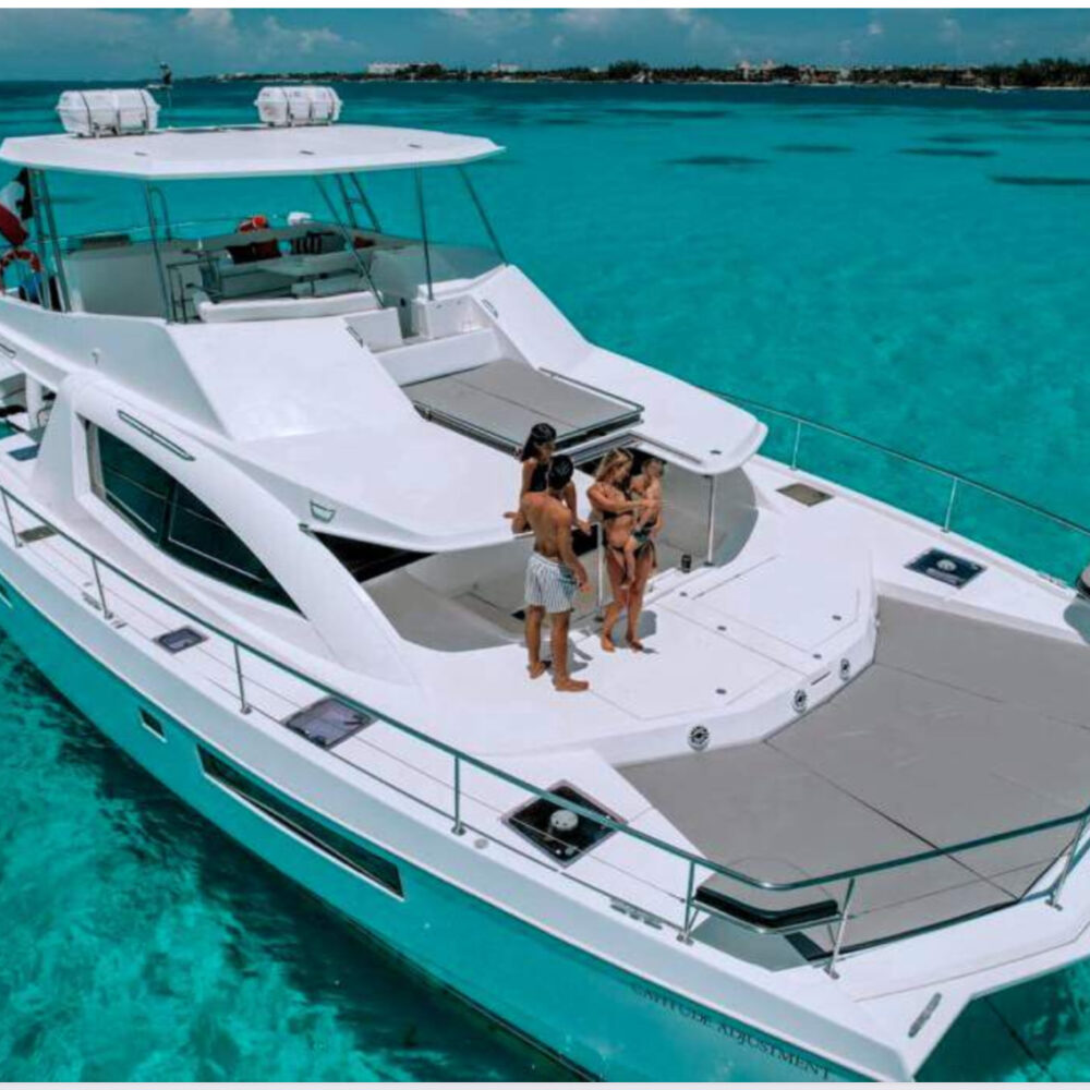 The Most Luxurious Catamaran in Cozumel 50 foot